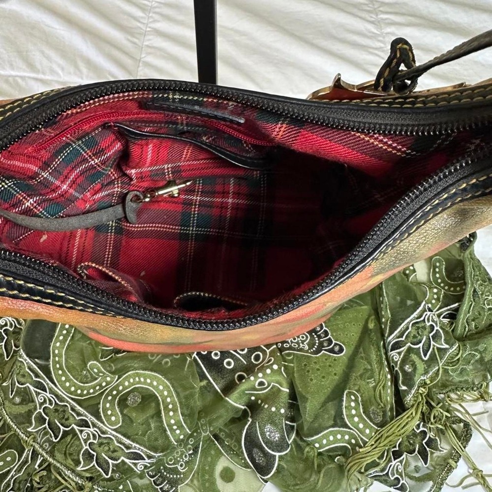 Dooney & Bourke red scotty dog graphic hobo shoulder bag black leather trim y2k - Picture 6 of 7